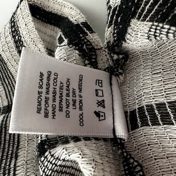 John Mark Shirt Top Womens Small Beige Boxy Knit Minimalist Casual Flowy - Picture 12 of 13